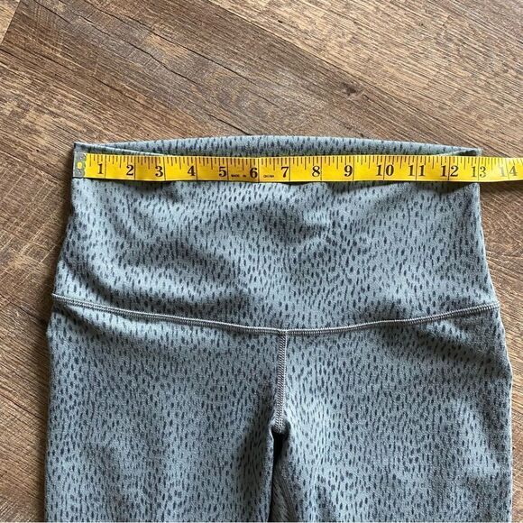 Lululemon Wunder Under Crop II Leggings Gray Dottie Dash 6 - Picture 6 of 12